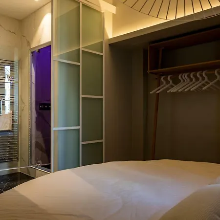 Apartment De Luxe , Place Graslin