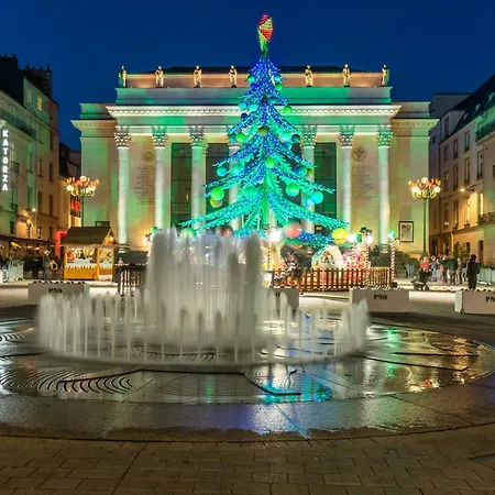 De Luxe , Place Graslin דירה *